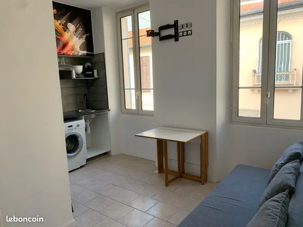 Appartement 2 pièces tout équipé et climatisé centre Cannes 30m2