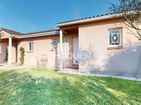 Cugnaux Maison de plain-pied T6 avec pisicine sur une parcelle d'environ 1 200 m2