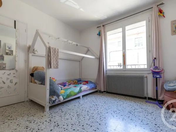 Appartement 4 pièces 94 m²