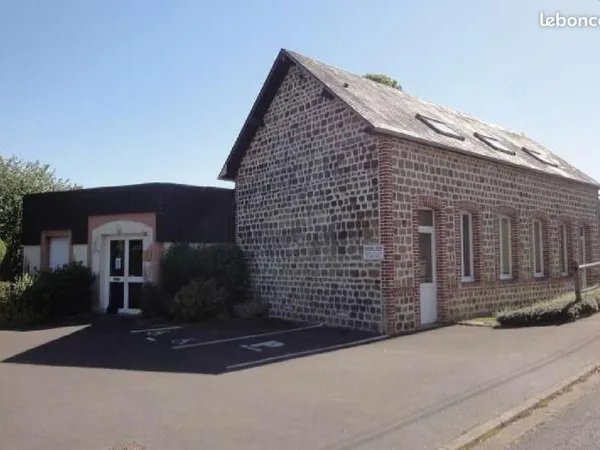 Local professionnel 11 pièces 225 m²