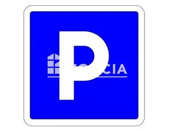 Parking 12 m²