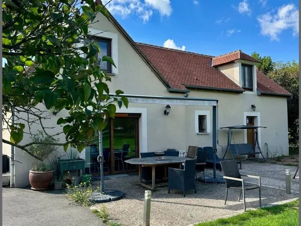 Longère rénovée avec 4 chambres et SPA de Nage
