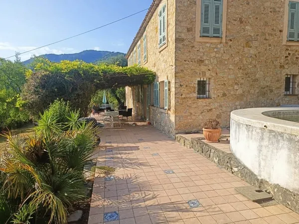RARE A LA VENTE - AUTHENTIQUE BASTIDE EN PIERRE - DRAP