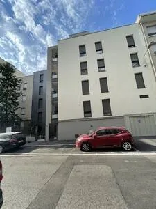 Parking 12 m²