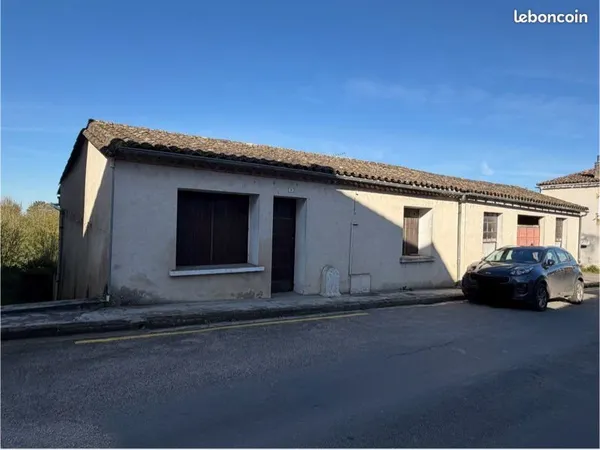 Maison de ville avec jardin et garage à monclar (47)