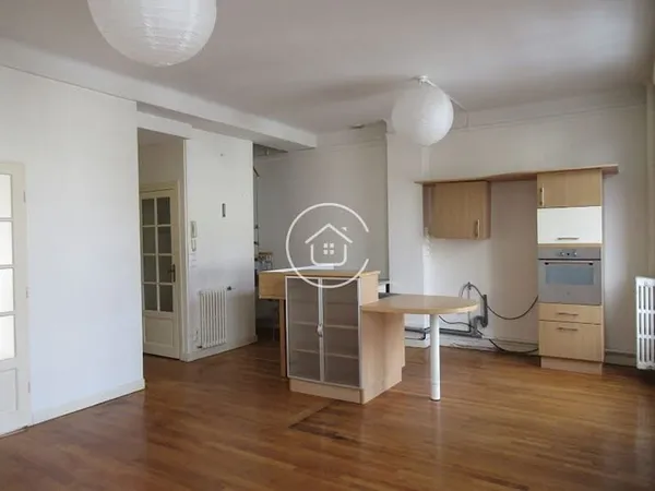 Appartement 3 pièces 94 m²