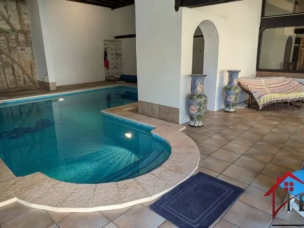 Maison 7 pièces 200 m²