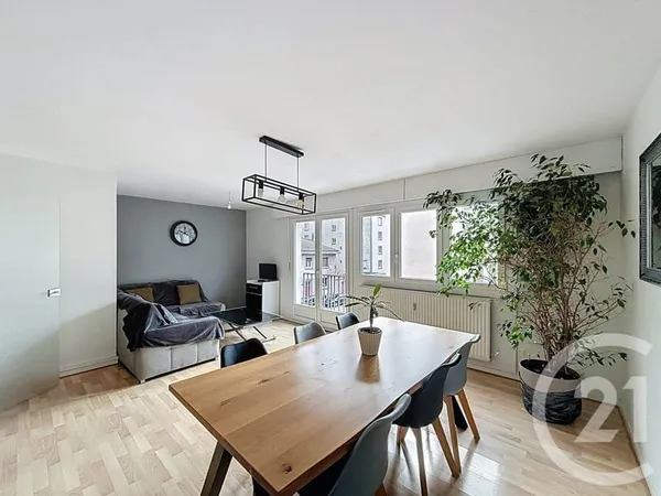 Appartement 4 pièces 75 m²