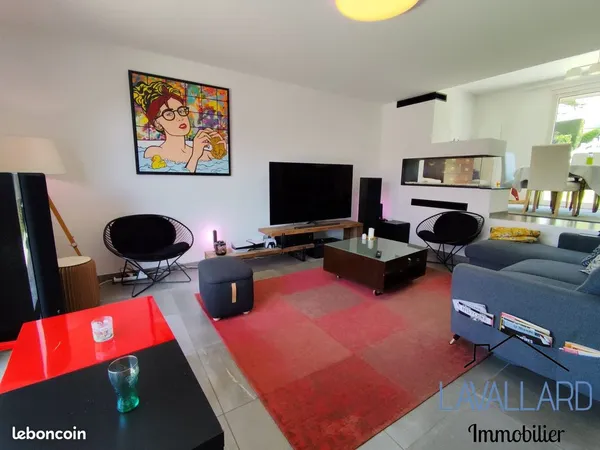 Pavillon 5 pièces 130 m²