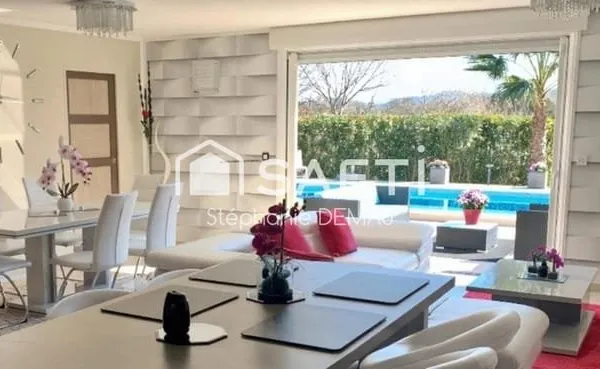 VILLA T4 avec PISCINE