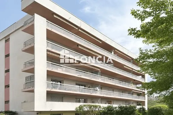 Appartement 3 pièces 85 m²