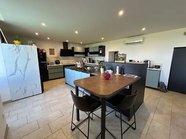 Propriété 13 pièces 389 m²