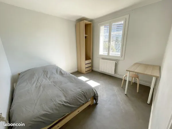 Appartement 1 pièce 81 m²