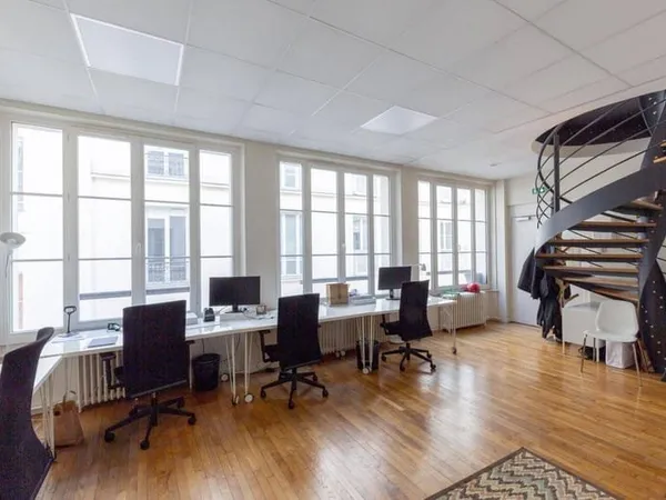 Bureaux 73 m²