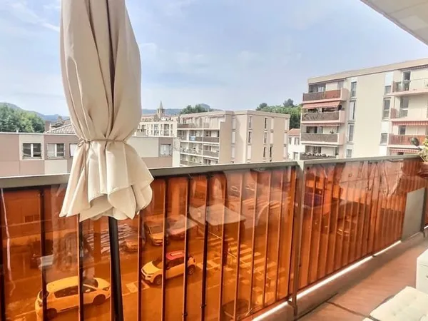 Appartement 4 pièces 77 m²