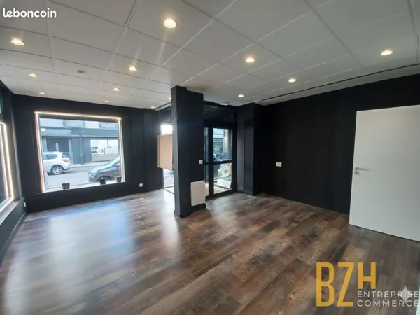 Local commercial 35 m² LORIENT
