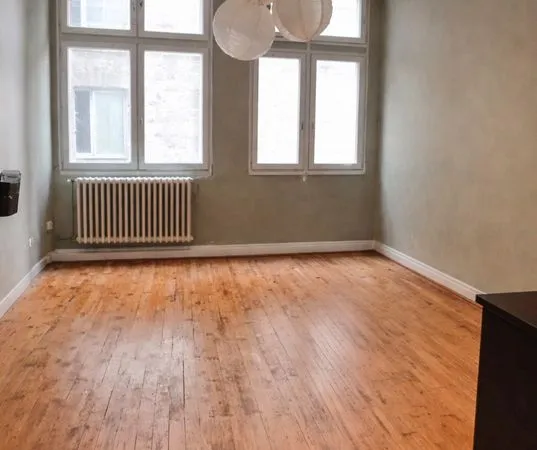 Appartement 2-3 pieces au centre de St Bonnet le château