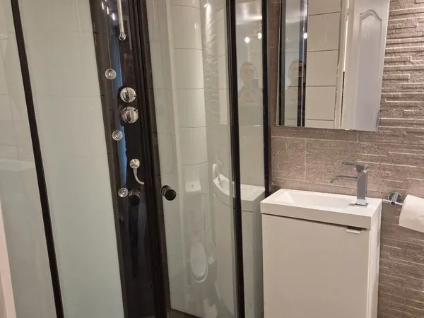 Studio meublé équipé de 15m2 mètres carrés