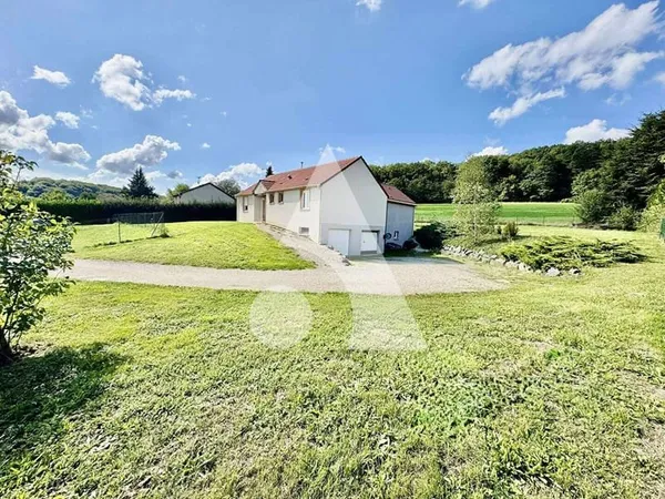 Maison de plain-pied 7 pièces 138 m²