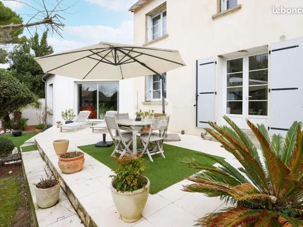Maison 7 pièces 147 m²