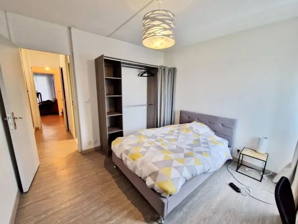 Appartement 6 pièces 95 m²