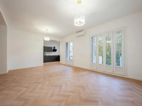 Vends T4 - 83m² - Aix-en-Provence 13100