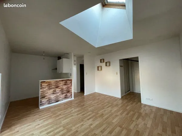 Vente - Appartement au calme en plein centre ville