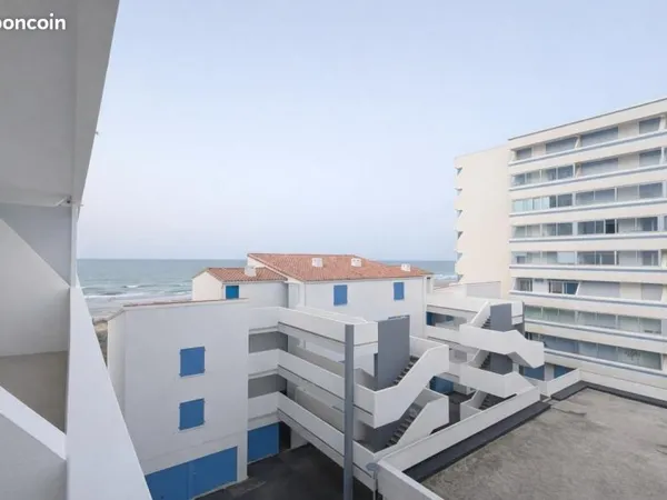Studio 1 pièce 22 m²