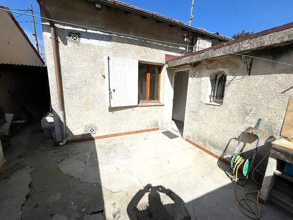 MAISON T3 AVEC EXTERIEUR
