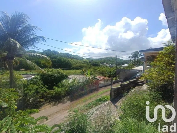 Terrain 223 m²