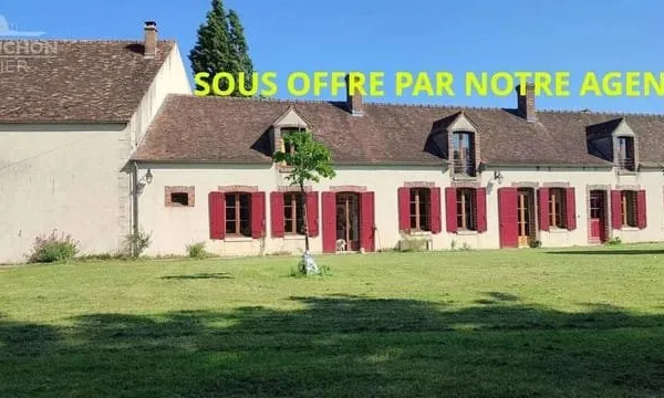 CORPS DE FERME à 1h de PARIS - EGREVILLE (limitrophe sud 77 et 45) 300 m² habitables environ -5 cham