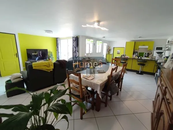 Ensemble immobilier en plein coeur de DOUDEVILLE