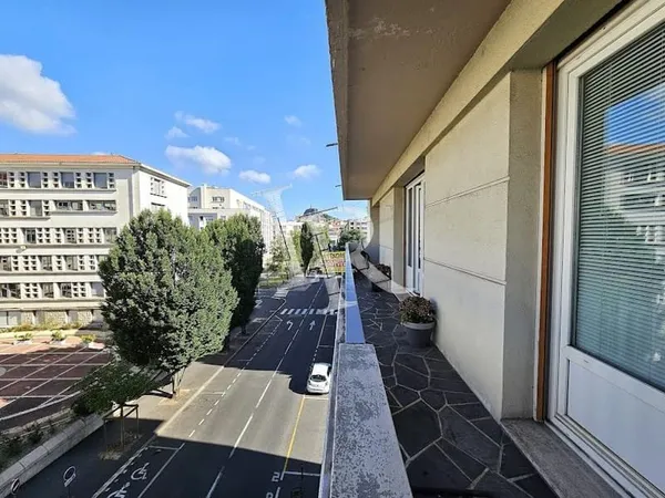 Appartement 3 pièces 84 m²