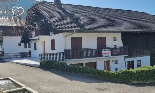 Maison 10 pièces 154 m²