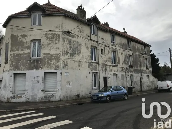 Maison avec appartements 326 m²