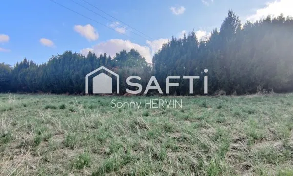 Terrain constructible - 800m² - Au calme