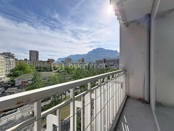 Appartement 2 pièces 66 m²