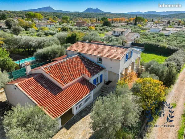 Villa 5 pièces 188 m²