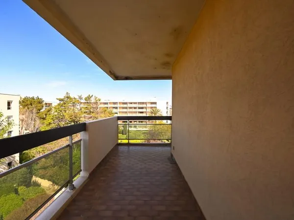 POINTE ROUGE 13008 - Appartement T3 vue mer de 74m2 + Terras