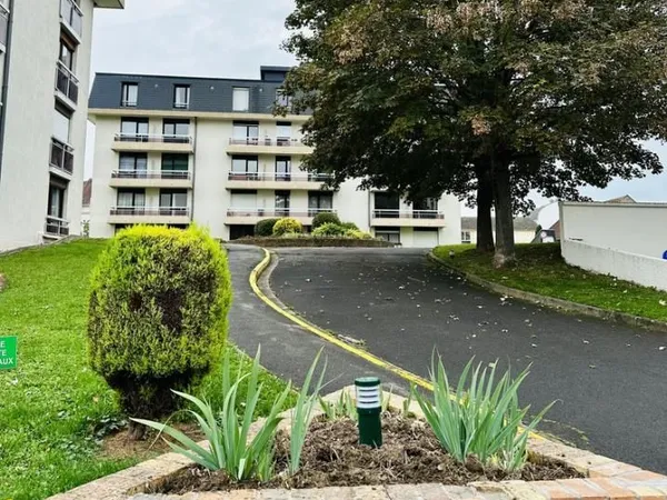 Studio 1 pièce 29 m²