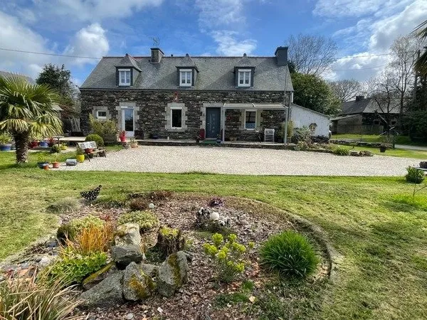 Maison à vendre 7 pièces BON REPOS SUR BLAVET (22)