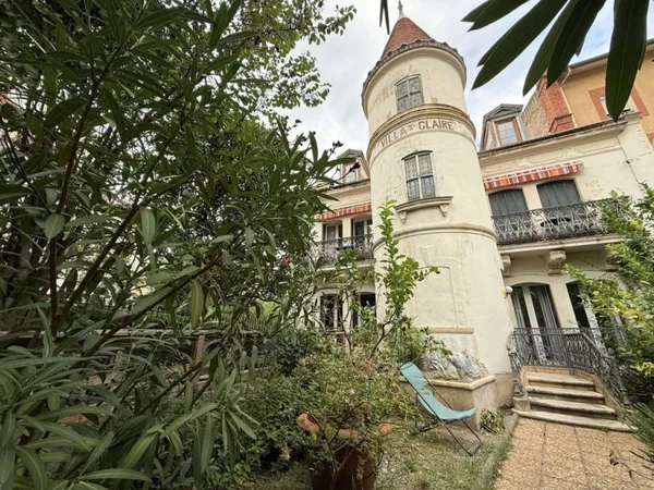 Maison de luxe 12 pièces 64 m²