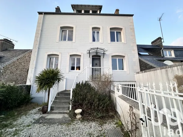 Maison 6 pièces 160 m²