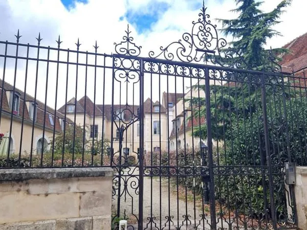 T3 AVEC JARDINET - 2 CHAMBRES