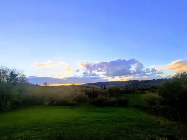 Terrain constructible de 2106m2
