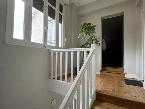 PAU MERMOZ, À VENDRE, Immeuble
