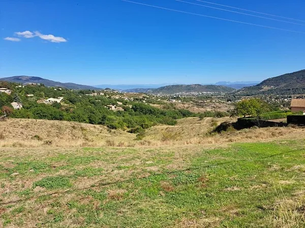 Terrain constructible 1162 m²
