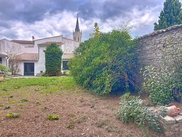 Vends maison pleine de charme