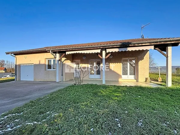 Maison Saint Etienne Du Bois 5 pièces