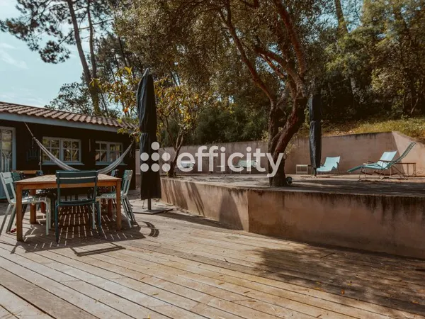 Maison 8 pièces 140 m²